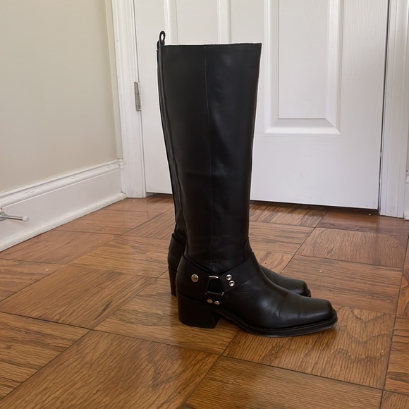 Toral Black Knee-high Biker Boots - Picture 2 of 4